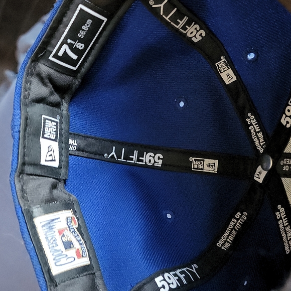 Angels hat - Picture 2 of 2